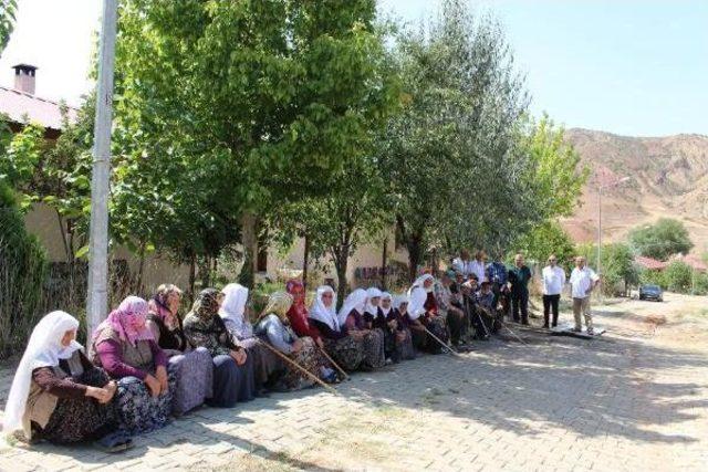 Afetzedeler: Konutları Alın Bizi De Huzur Evine Yerleştirin