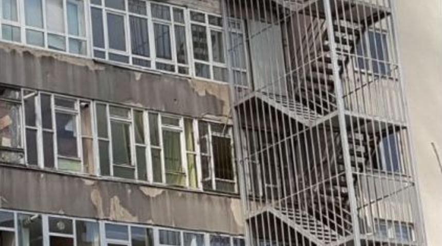 &Ouml;zel Eğitim Kurumlarının Olduğu Binada Yangın Paniği