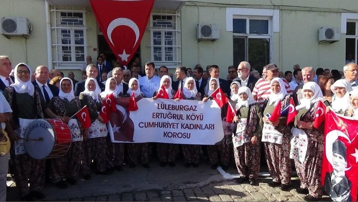 Alpullu Şeker Fabrikası 4 Yıl Aradan Sonra Şeker Pancarı Almaya Başladı