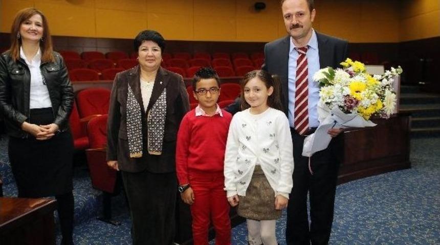 Bayrak İlkokulu Öğrencilerinden Belediyeye Ziyaret