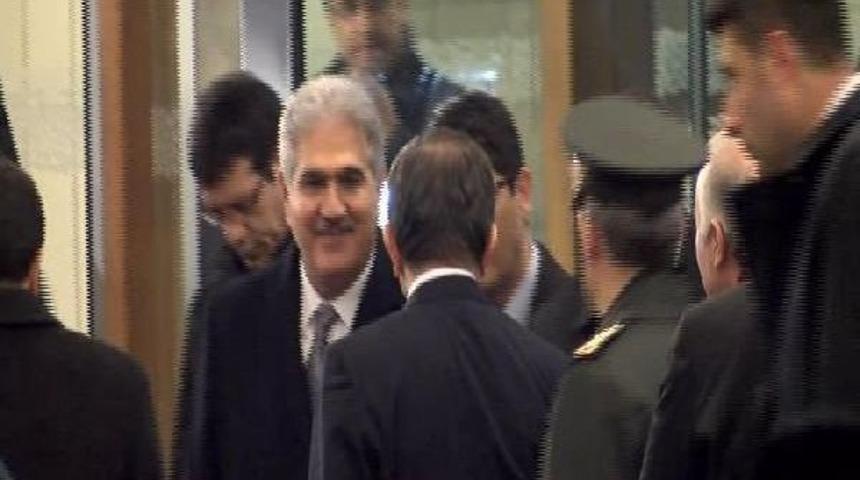 Başbakan Davutoğlu Ankara'ya Gitti