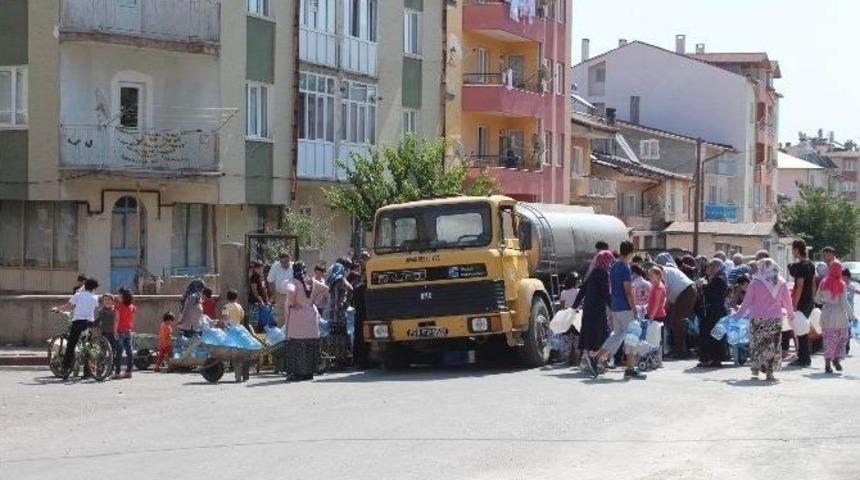 Sivas&rsquo;ta Tatlı Su Tankerleri Kaldırıldı