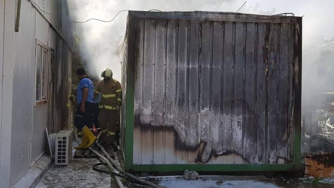 Şantiyede Konteynır Yangını