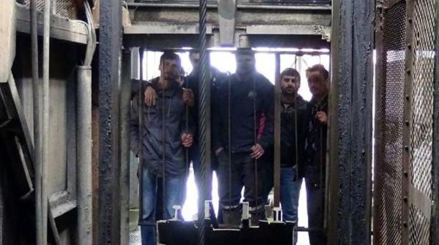 Madencilerin Yer Altındaki Eylemi Sona Erdi