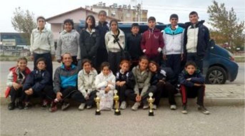 Balıkesir&rsquo;den Kupa İle D&ouml;nd&uuml;ler