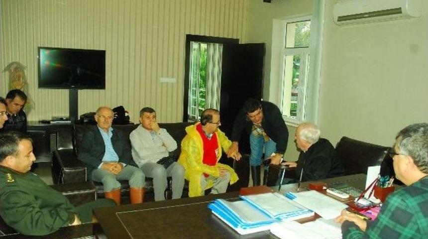 Manavgat&rsquo;ta Selin Ardından Yetki Ve Fotoğraf Tartışması