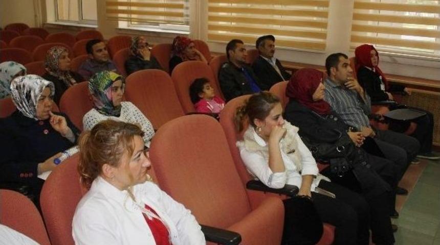 Diyabet Hastalarına Bilin&ccedil;lendirme Semineri