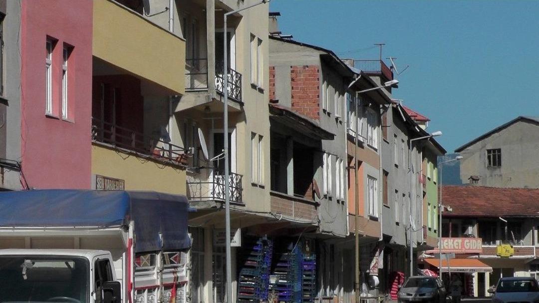 Belde İken K&ouml;y Olan Arıt&rsquo;ta Vatandaşlar İtfaiye İstiyor