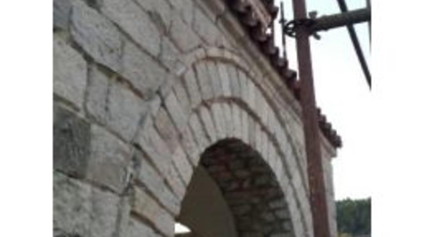 Karadağ&rsquo;da Tarihi Pulti T&uuml;rbesi&rsquo;nin Bakım Ve Koruma &Ccedil;alışmalarına Başlandı