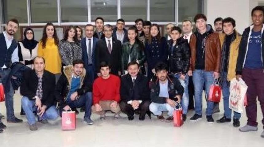 Yozgat'ta Yabancı &Ouml;ğrencilere Testi Kebabı İkramı