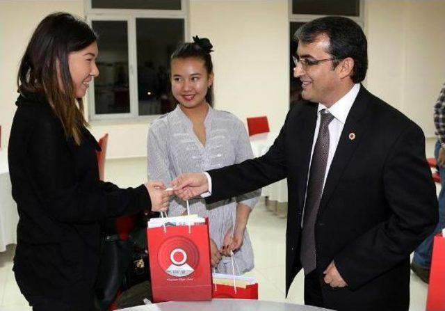 Yozgat'ta Yabancı Öğrencilere Testi Kebabı İkramı