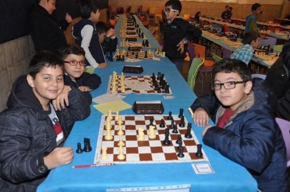 Gkv 25 Aralık Kurtuluş Satran&ccedil; Turnuvası Start Aldı