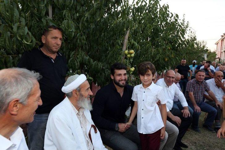 Dünya Şampiyonundan Şehit Babasına Ziyaret G1