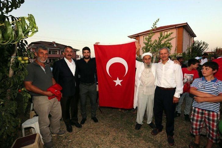 Dünya Şampiyonundan Şehit Babasına Ziyaret G2