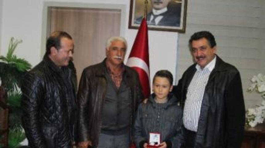 Minik Gurbet&ccedil;iden Başkan Kaleye Ziyaret