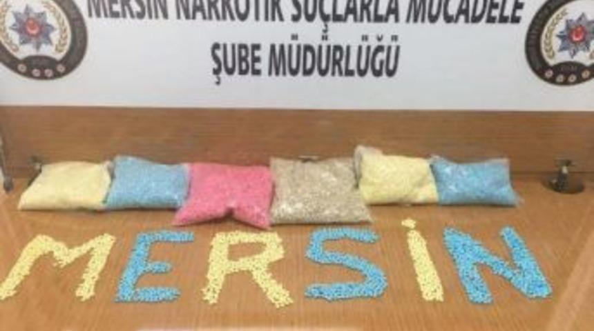 Mersin'de 36 Bin 400 Ecstasy Hap Ele Ge&ccedil;irildi
