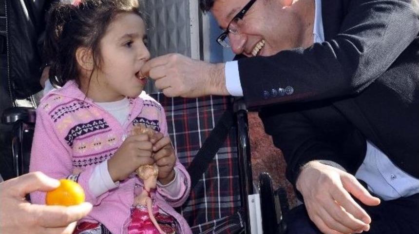 Yeni&rsquo;den Engelli Suna&rsquo;ya Tekerlekli Sandalye