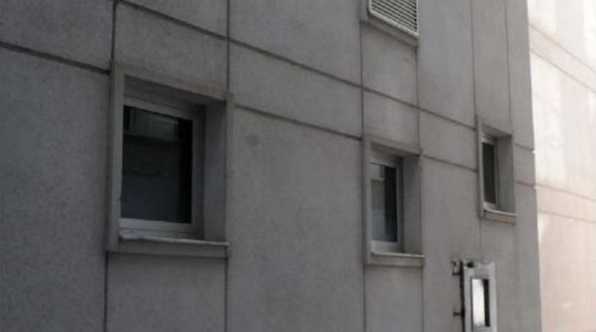 Mahkum, Hastaneden Firar Etti