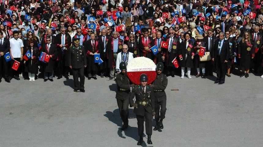 Ankara &Uuml;niversitesi &Ouml;ğrencilerinden Anıtkabir&rsquo;e Ziyaret