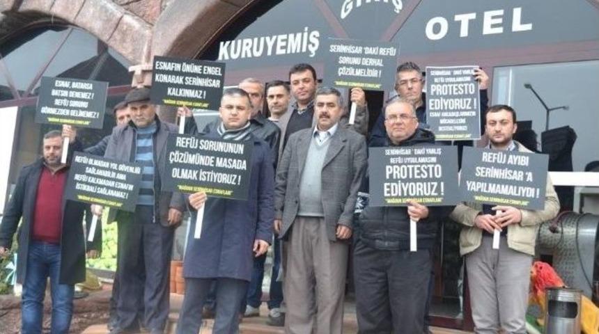 Serinhisar Esnafı Eylemde