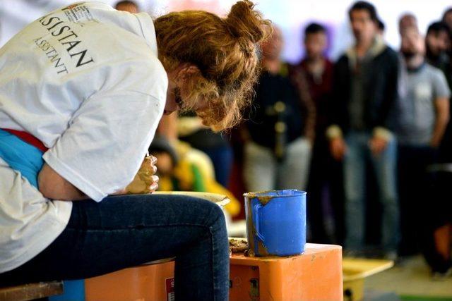 11&rsquo;inci Uluslararası Eskişehir Pişmiş Toprak Sempozyumu Devam Ediyor 3