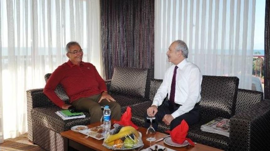 Kılı&ccedil;daroğlu Ve Baykal Birlikte Kahvaltı Yaptı