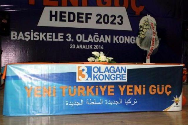 Eski Bakan Ergün'den Kongrede, Partililere 'o Yazı Osmanlıca Değil  Arapça' Uyarısı