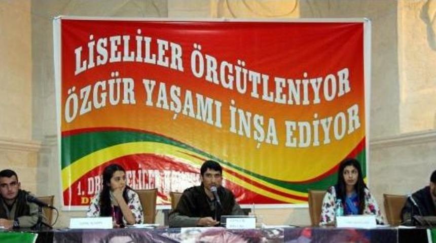 Nusaybin'de Bdp'den 'liselerde &Ouml;rg&uuml;tlenme' Konferansı