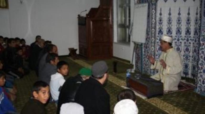 M&uuml;ft&uuml;l&uuml;ten Bilin&ccedil;li Gelecek İ&ccedil;in Eğitim