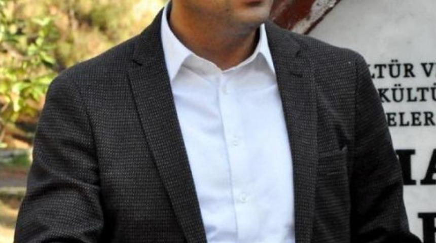 Bozoğlu: H&uuml;k&uuml;metin Kuşlarla Problemi Var