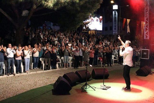 Bergama&rsquo;da Kurtuluş T&uuml;rk&uuml;leri Yankılandı 3