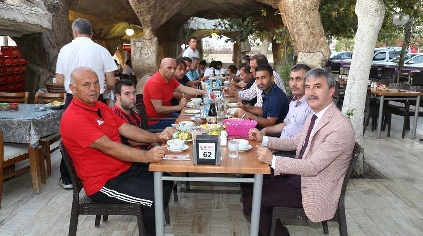 Turgutluspor, Yemekte Buluştu