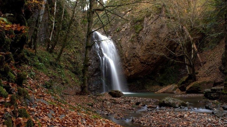 Bakan Eroğlu&rsquo;ndan Karab&uuml;kl&uuml;lere S&uuml;rpriz