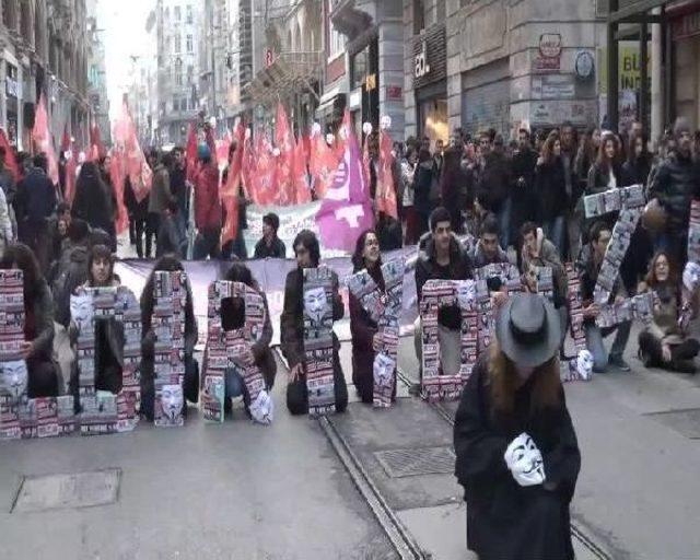 Beyoğlu'nda 'başkaldırıyoruz' Yürüyüşü