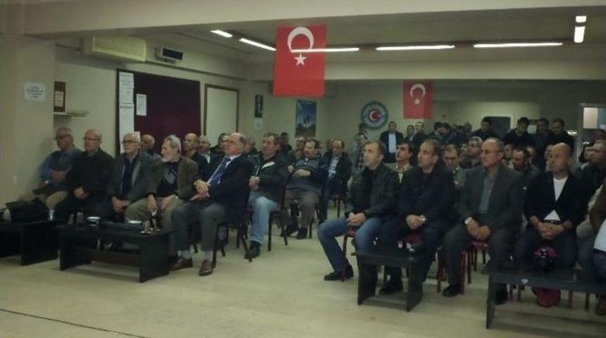 Harb - İş Sendikasında Emekli Olanlara Plaket Verildi