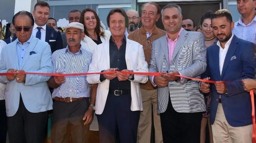 T&uuml;rkiye&rsquo;nin En B&uuml;y&uuml;k Vestel Mağazası Bodrum Yalıkavak&rsquo;ta A&ccedil;ıldı