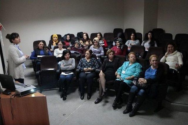 Bornova&rsquo;nın Lider Kadınları Yetişiyor 1