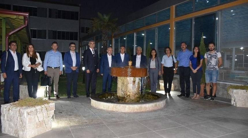 Bigadi&ccedil; Belediyesi Baun Rekt&ouml;r&uuml;n&uuml; Ağırladı