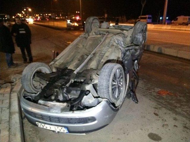 Van’da Korkutan Trafik Kazası: İki Yaralı