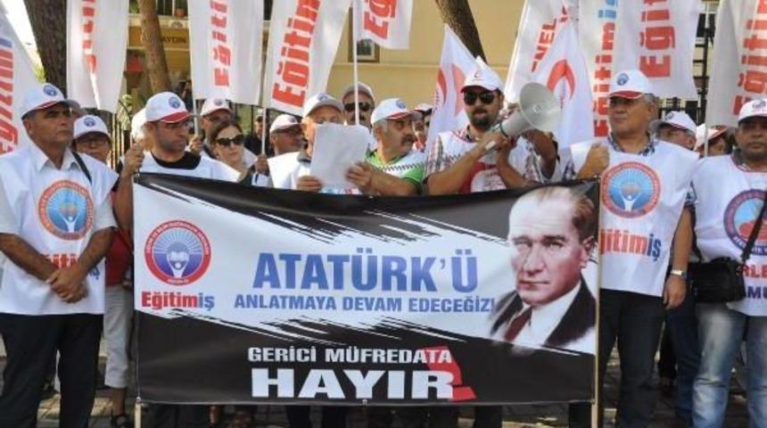 Aydın'da, Yeni M&uuml;fredata 'hayır' Dediler