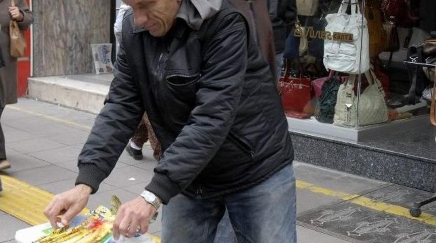 "ekmek Parası"nı Kazanmak O&rsquo;na Engel Değil