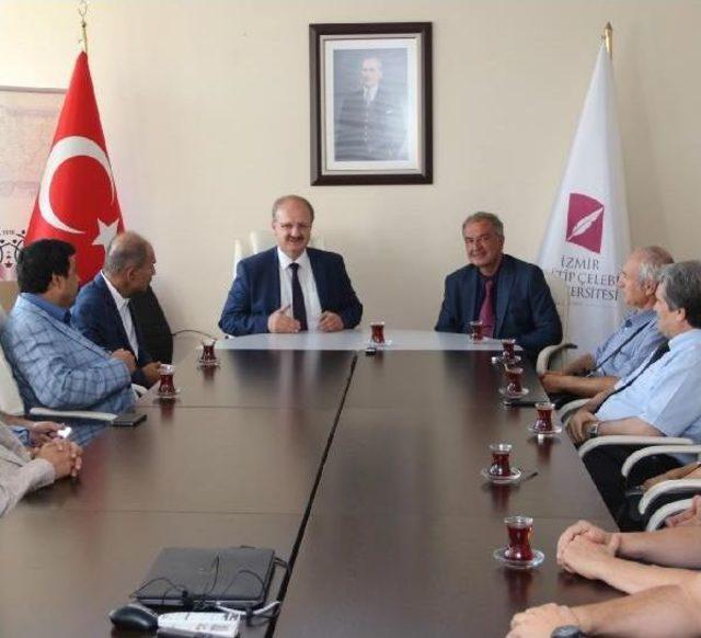 İkçü'ye Rektör Vekili Olarak Prof. Dr. Mehmet Tokaç Atandı