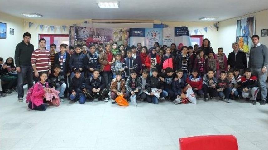 Yozgat Gen&ccedil;lik Merkezi &Ouml;ğrencilere Aşure İkramında Bulundu