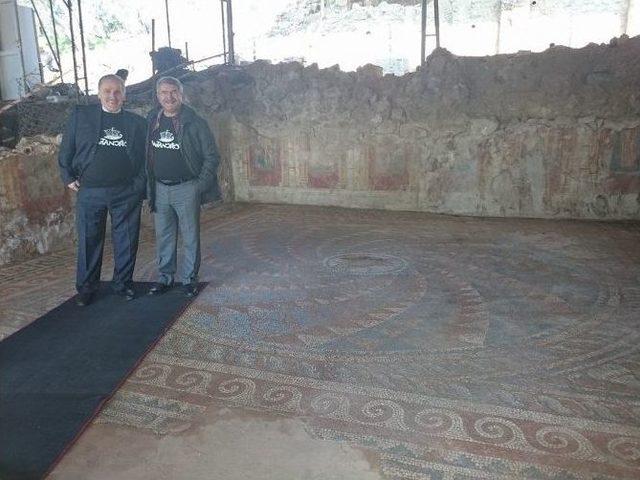 Eski K&uuml;lt&uuml;r Bakanı Sağlar Antandors&rsquo; U İnceledi 3