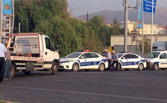 Malatya’da Kaza: 2’si Bebek 12 Yaralı