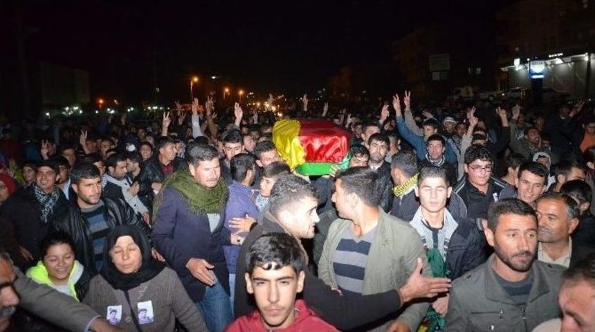 Işid&rsquo;in &Ouml;ld&uuml;rd&uuml;ğ&uuml; Pkk&rsquo;lı Viranşehir&rsquo;de Defnedildi