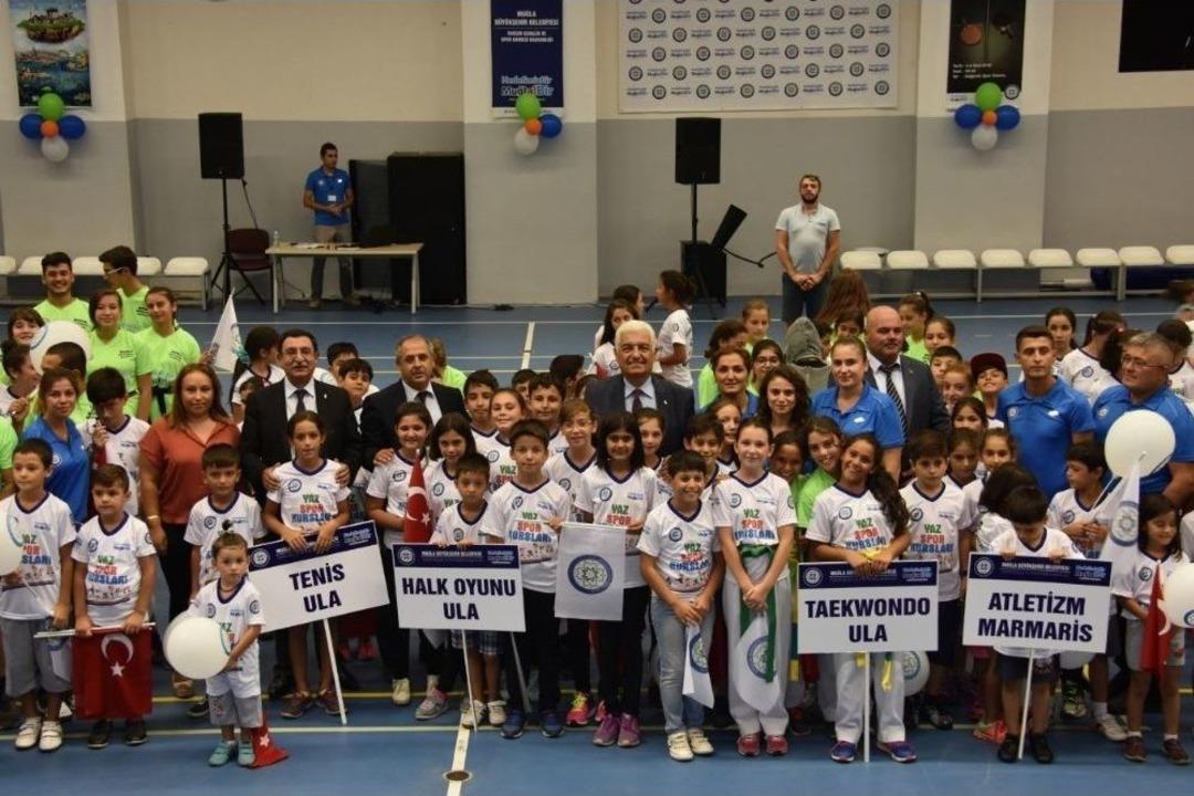 B&uuml;y&uuml;kşehir Yaz Spor Okullarına G&ouml;rkemli Kapanış