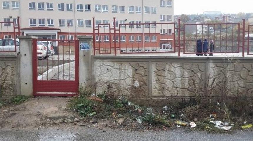 Yozgat Kız İmam Hatip Lisesi &Ccedil;evresi &Ccedil;&ouml;p Deryasına D&ouml;n&uuml;şt&uuml;