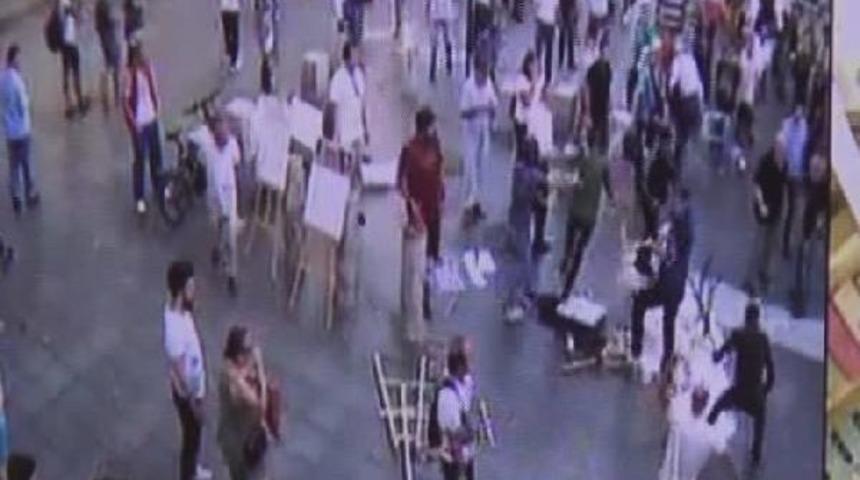 "bilimsel Ve Laik Eğitim Hareketi' Standına Saldırı Anı G&uuml;venlik Kamerasında