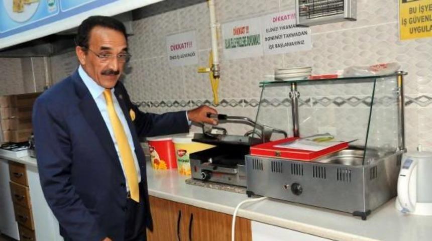 Okul Kantinlerinde &lsquo;T&uuml;rk Yemekleri&rsquo; Yer Alacak